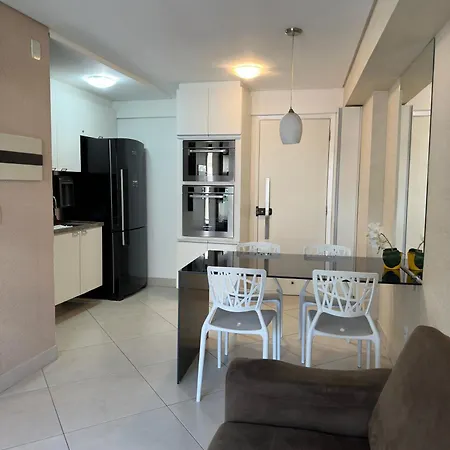 Apartmento Com Piscina Beira Mar Fortaleza (Ceara)