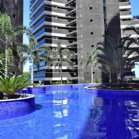 Apartmento Com Piscina Beira Mar